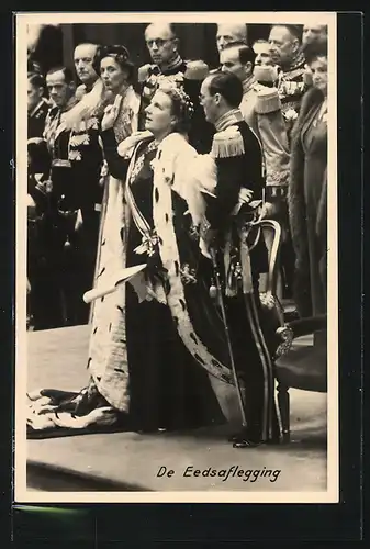 AK De Eedsaflegging, H.M. Konigin Juliana tijdens de eedsaflegging in de Nieuwe Kerk 6. Sept. 1948