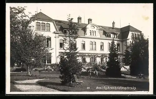 Foto-AK Grabs, Motiv vom Bezirkskrankenhaus