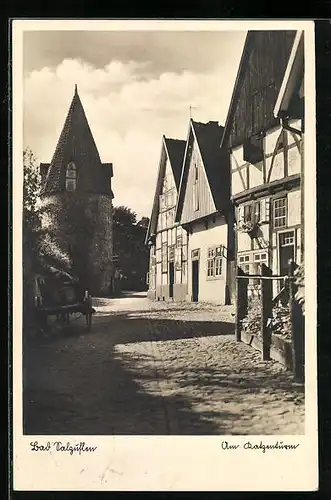 AK Bad Salzuflen, Strassenpartie am Katzenturm