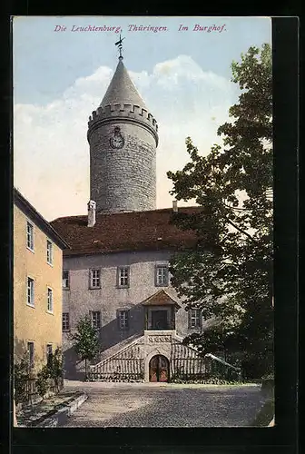 AK Leuchtenburg /Thüringen, Die Leuchtenburg, Im Burghof