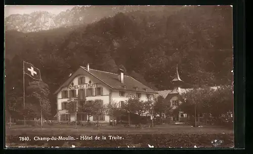 AK Champ-du-Moulin, Hotel de la Truite
