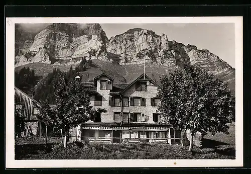 AK Walenstadt, Kurhaus Lüsis vor Bergkulisse