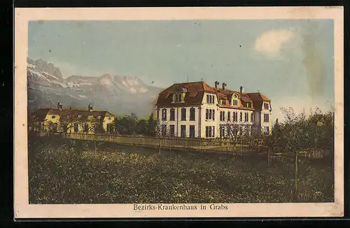 AK Grabs, Blick zum Bezirkskrankenhaus