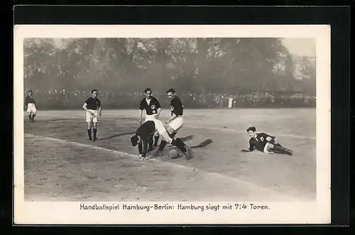 AK Handballspiel Hamburg-Berlin, Hamburg siegt mit 7:4 Toren