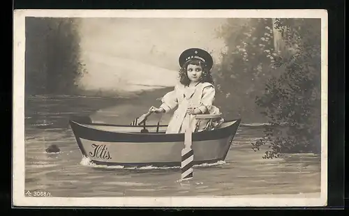 AK Mädchen mit Matrosenmütze in Ruderboot Iltis