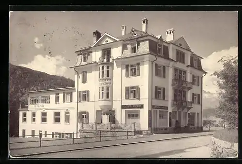 AK Pontresina, Hotel Pension Albris mit Strasse und Bergblick