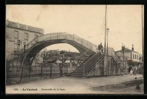 AK Vesinet, Passerelle de la Gare