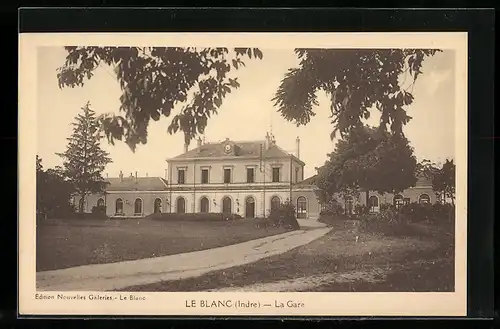 AK Le Blanc, La Gare, Bahnhof