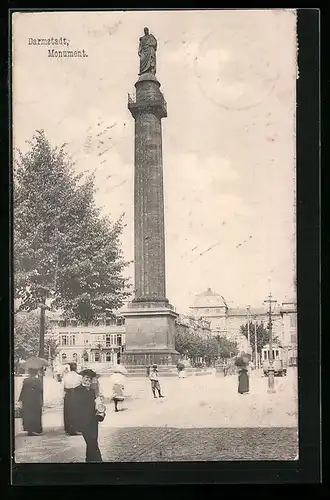 AK Darmstadt, Monument mit Strassenbahn