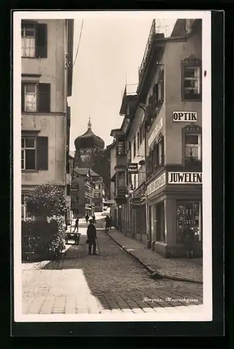AK Bregenz, Maurachgasse mit Geschäften