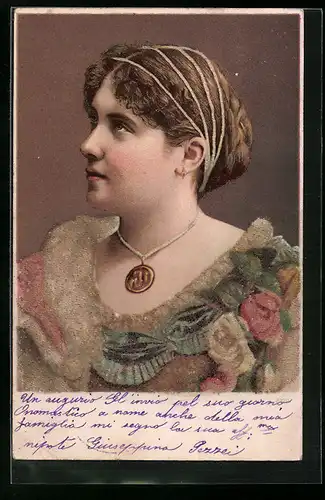 Künstler-AK Junge Frau mit Jugendstil-Brosche