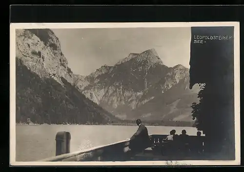 AK Eisenerz, Gasthaus-Terrasse mit Blick auf den Leopoldsteiner See