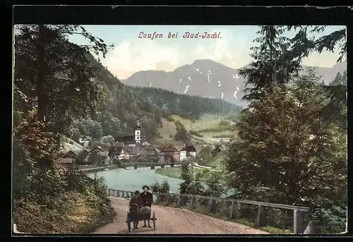 AK Laufen bei Bad Ischl, Salzkammergut, Stadtpanorama mit der Kirche