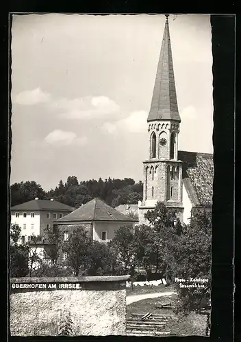 AK Oberhofen am Irrsee, Teilansicht mit Kirchturm