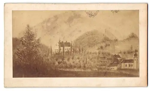 Fotografie unbekannter Fotograf, Ansicht Sandhübl, Blick auf den Ort mit Kirche Johannes der Täufer