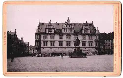 Fotografie Römmler & Jonas, Dresden, Ansicht Coburg, Regierungsgebäude und Spitalgasse, Denkmal