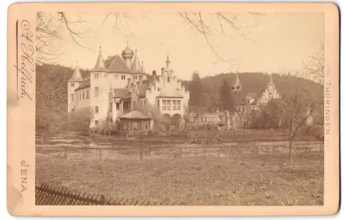 Fotografie A. Helfrich, Jena, Ansicht Trockenborn-Wolfersdorf, Blick nach dem Schloss „Zur Fröhlichen Wiederkunft