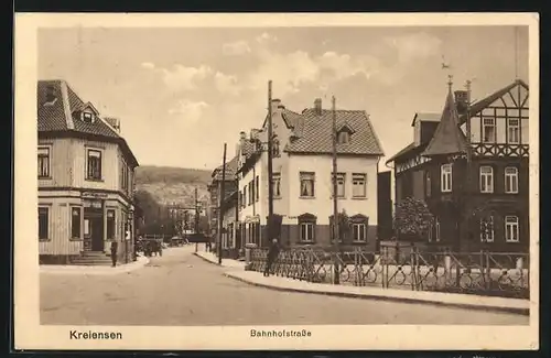 AK Kreiensen, Bahnhofstrasse mit Fachwerkhaus