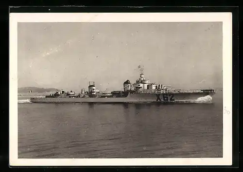 AK Französisches Kriegsschiff Volta in voller Fahrt