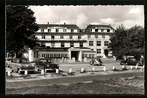 AK Scharbeutz /Ostsee, Hotel Haus Hannover, VW-Käfer