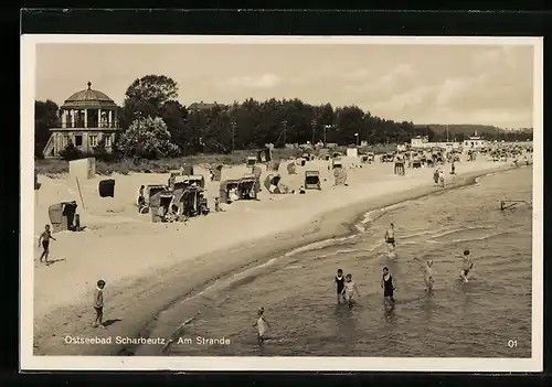 AK Scharbeutz /Ostsee, Strand mit Strandkörben und Rundbau