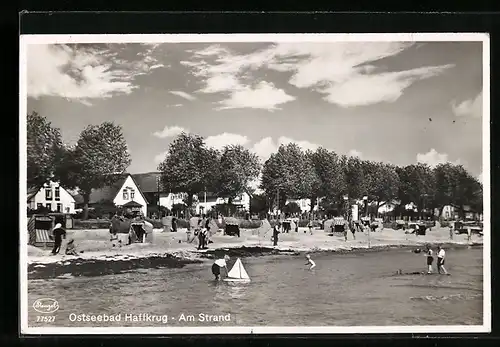 AK Haffkrug / Ostsee, Kinder am Strand
