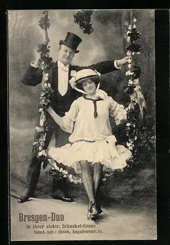 AK Bresgen-Duo in ihrer elektr. Schaukel-Szene, Akrobaten