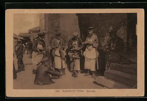 AK Russische Schuster vor einem Haus, Mann ohne Beine mit Stiefel