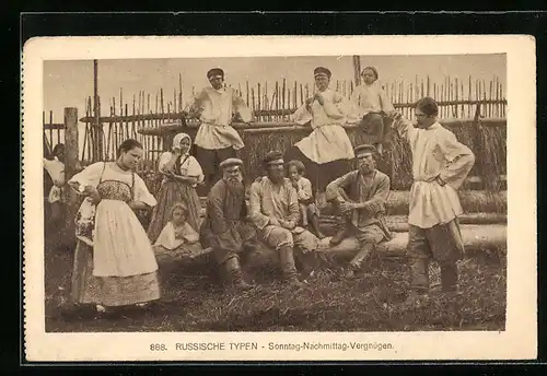 AK russische Männer und Frauen beim Sonntag-Nachmittag-Vergnügen