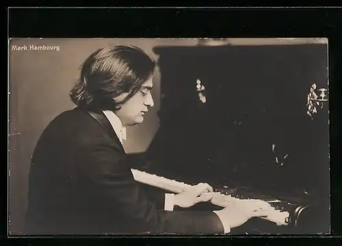 AK Musiker Mark Hambourg am Klavier