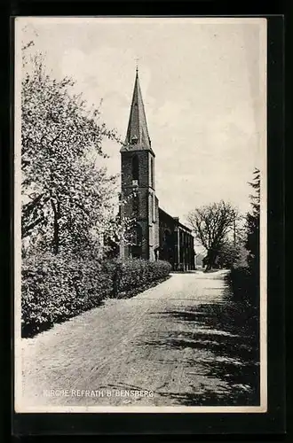 AK Refrath b. Bensberg, Strasse zur Kirche