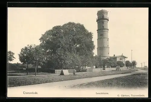 AK Travemünde, Blick zum Leuchtturm