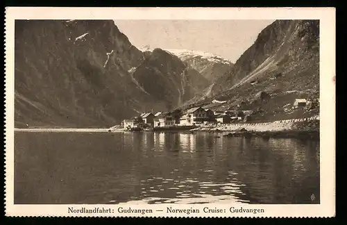 AK Gudvangen, Siedlung am Ufer im Fjord, Nordlandfahrt