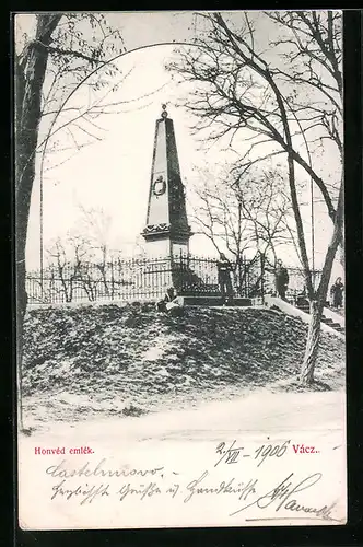 AK Vácz, Honvéd emlek