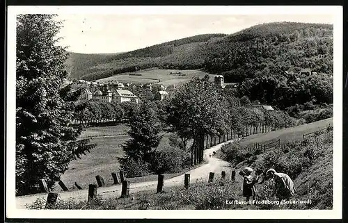 AK Fredeburg / Sauerland, Ortsansicht aus der Vogelschau