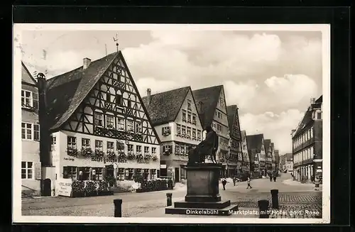 AK Dinkelsbühl, Marktplatz mit Hotel goldne Rose