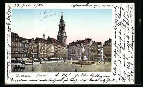 Goldfenster-AK Dresden, Altmarkt mit Rathaus und Brunnen mit leuchtenden Fenstern