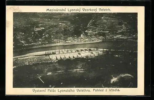 AK Lyon, Vystavni Palác Lyonského Velethru, Pohled z létadla