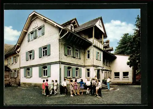 AK Gersfeld /Rhön, Kinder vor der Jugendherberge