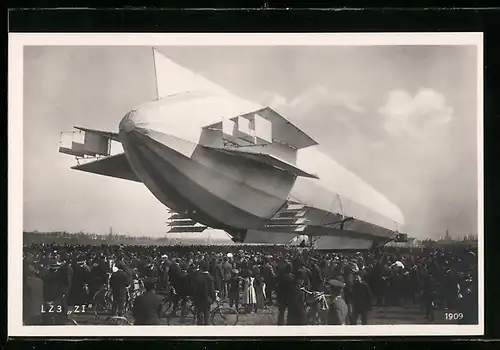 AK Luftschiff Zeppelin LZ 3 ZI mit Menschenmenge