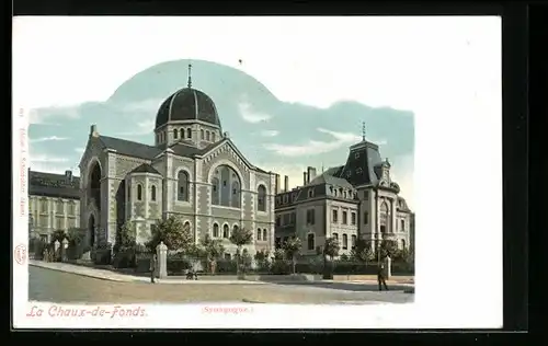 AK La Chaux-de-Fonds, Strassenpartie mit Synagoge