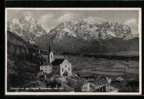 AK Dölsach, Ortspartie mit Kirche und den Lienzer Dolomiten
