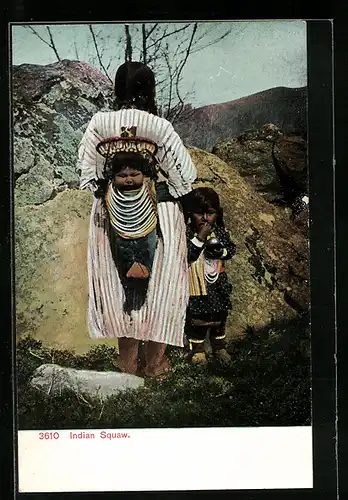 AK Indian Squaw, Indianerin mit ihren Kindern