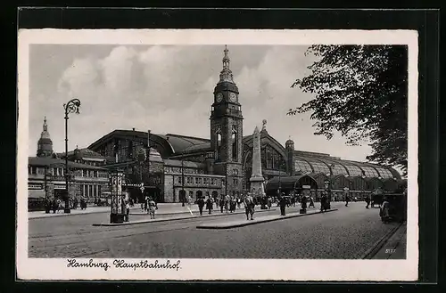 AK Hamburg-St.Georg, Strassenpartie vor dem Hauptbahnhof
