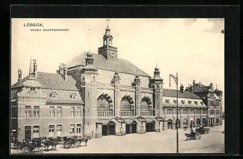 AK Lübeck, Neuer Hauptbahnhof mit Pferdekutschen