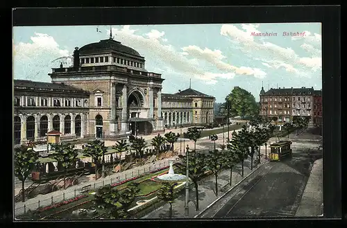 AK Mannheim, Bahnhof mit Strasse und Strassenbahn