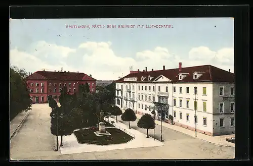 AK Reutlingen, Bahnhof mit Liszt-Denkmal