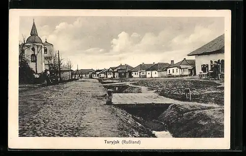 AK Turyjsk, Strassenpartie mit Kirche
