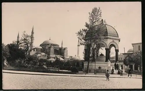 AK Konstantinopel, Denkmal und Moschee
