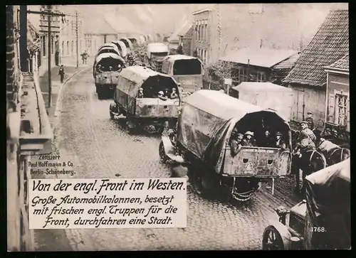 Riesen-AK 1. Weltkrieg, Lastwagen Kolonne mit englischem Truppennachschub auf dem Weg zur Westfront